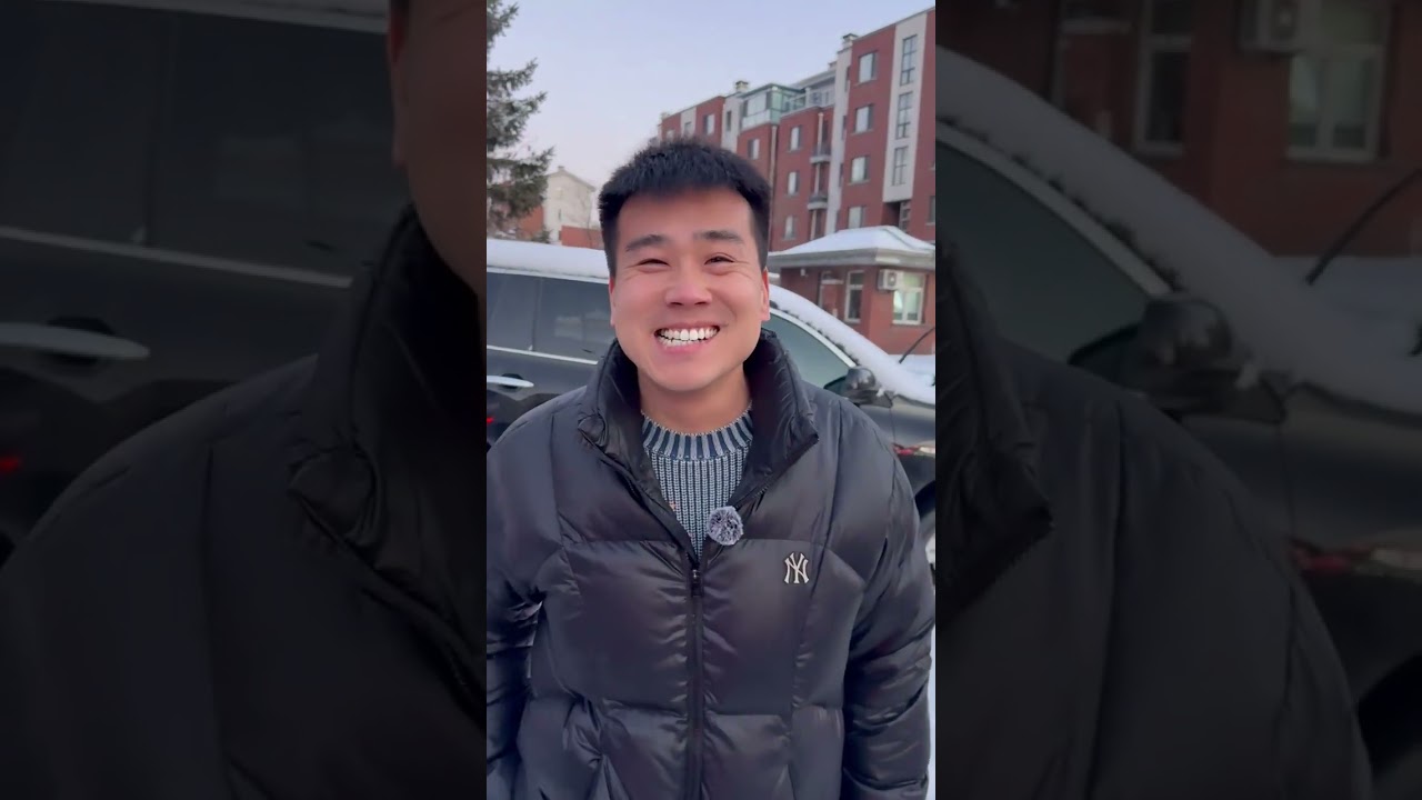 这车灯看来是声控的！ #抚顺忠信二手车 #热点 @抚顺忠信忠友 @忠友玩车万三 @忠信名车  备胎姐