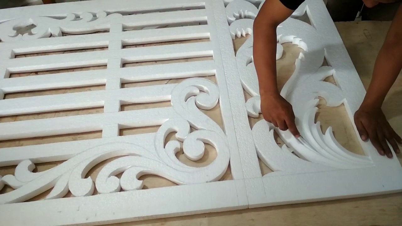 Ukiran motif jerjak untuk gerbang masuk dekorasi pelaminan