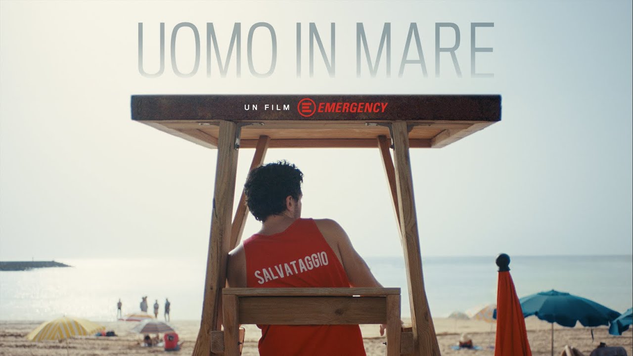 Uomo in mare