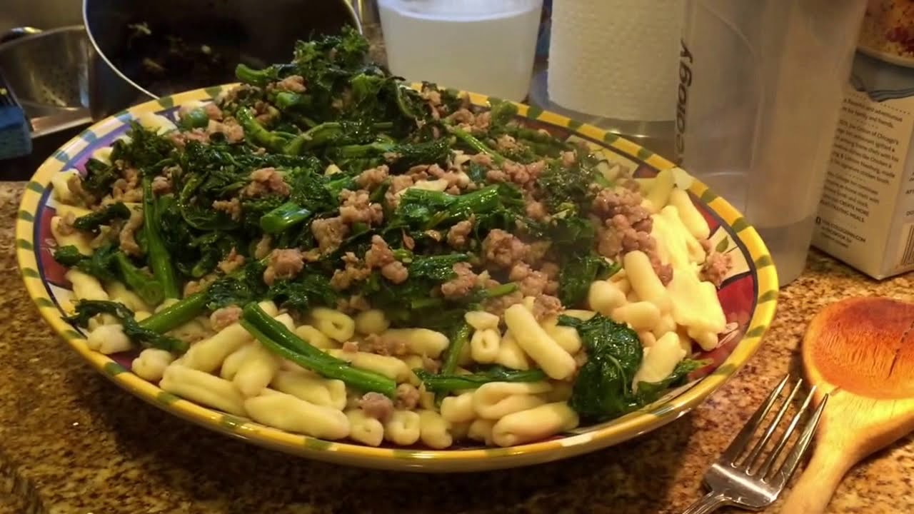 How To Make Broccoli Rabe, Sausage and Cavatelli
