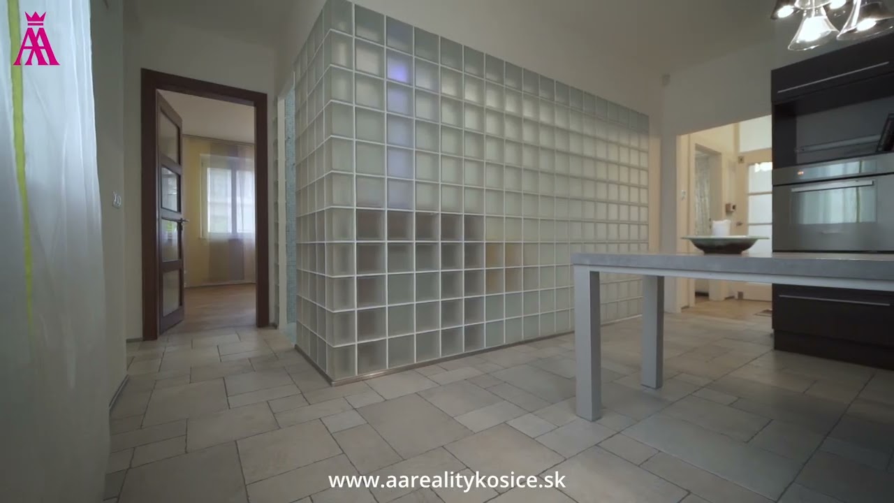 4 IZBOV&Yacute; BYT NA PREN&Aacute;JOM, LETN&Aacute; ULICA , KO&Scaron;ICE STAR&Eacute; MESTO