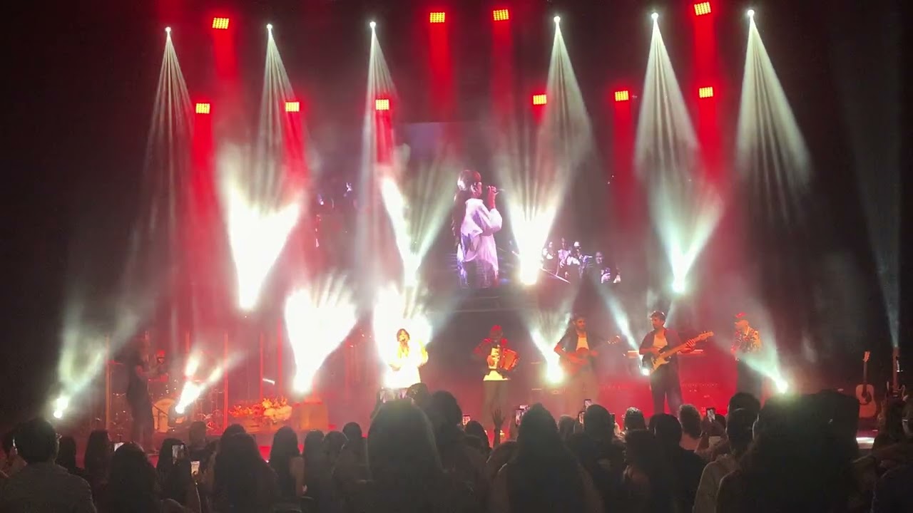 Vanesa Mart&iacute;n - Besos y descuidos. Casa m&iacute;a tour 2025.  Teatro Diana GDL.