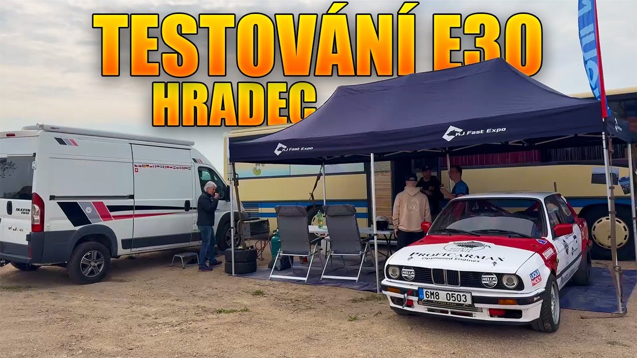 E30 letos poprvé v akci! 🔥| Testujeme auto v Hradci | Jedeme vlastním busem