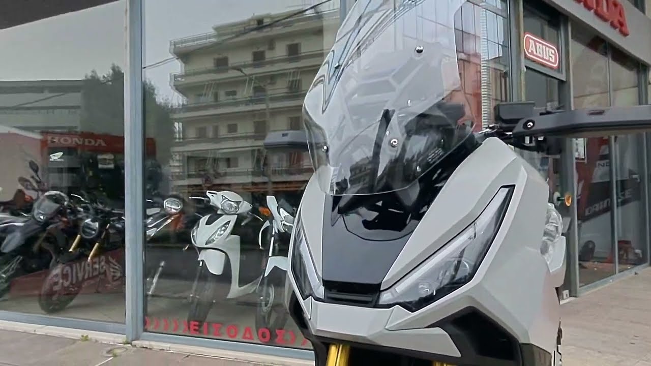 X-ADV 750 Matt Deep Mud Gray 2025 // Promoto Ginossatis