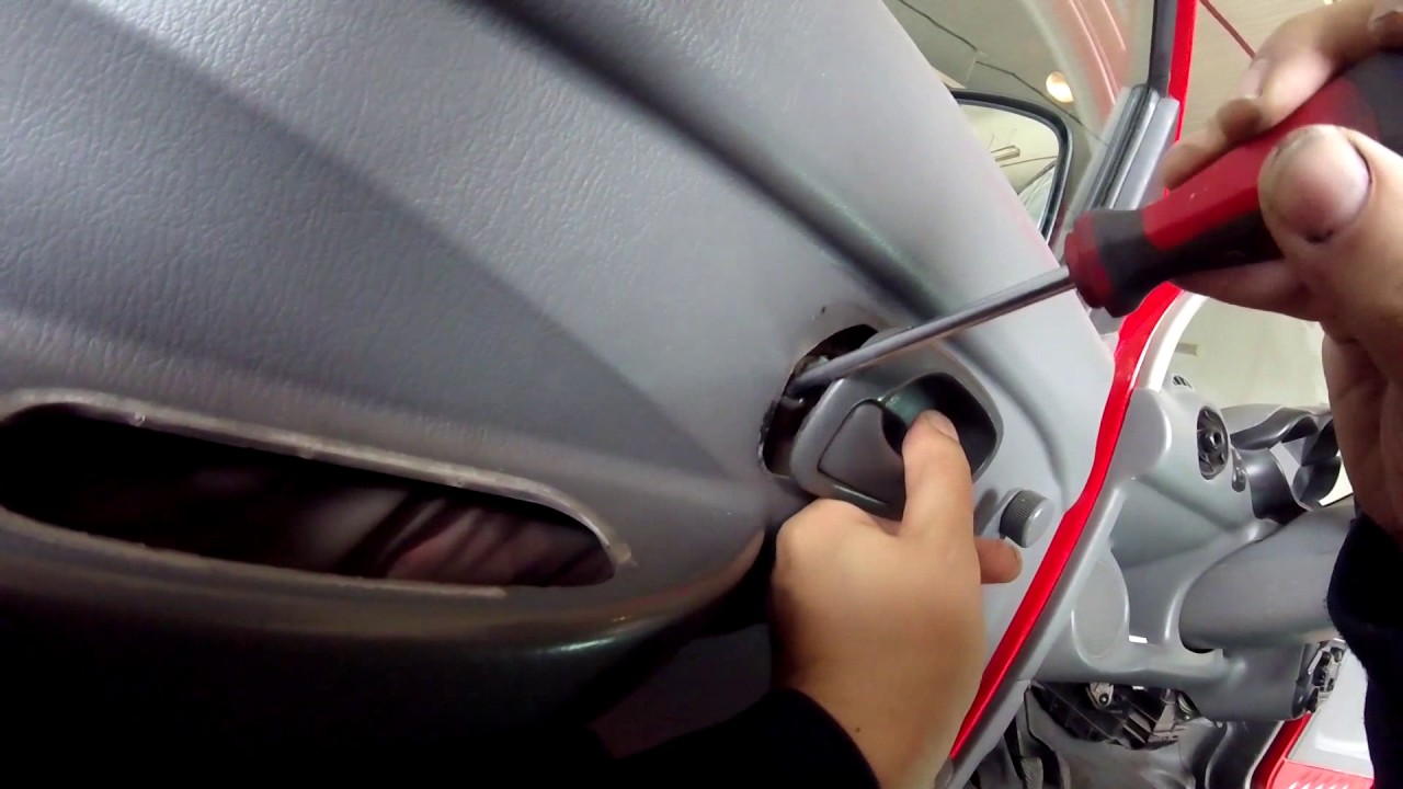 Hyundai Atos Πως βγαζω ταπετσαρια πορτας Door Panel Removal