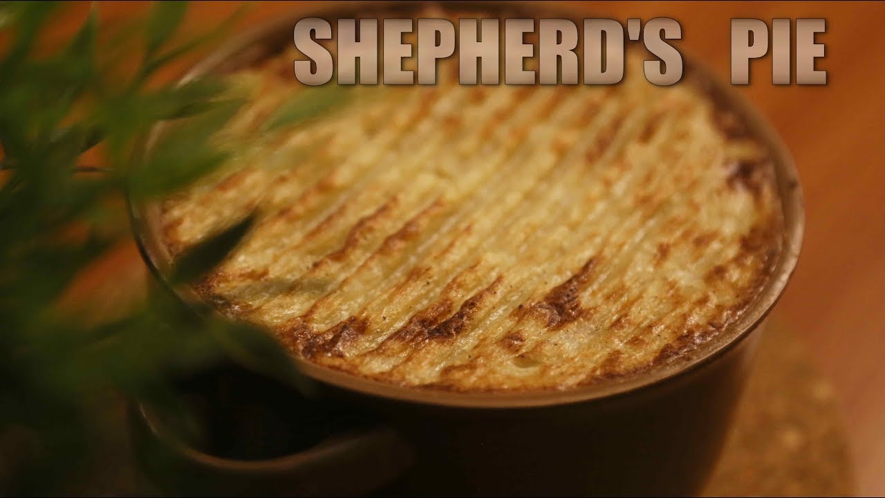 Shepherd's Pie with Cauliflower & Potato Topping | Dinner Recipe