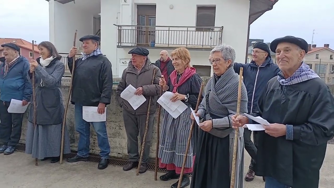 SANTA AGEDA herritarrekin