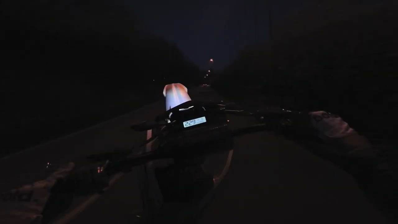 NIGHT RIDE FULL THROTTLE | FANTIC XE 125 