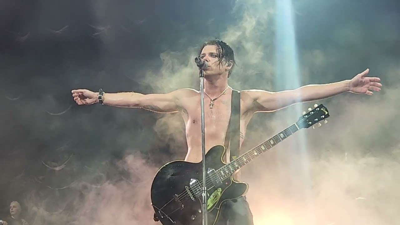 Yungblud - Zombie live Sydney (10/1/2026)