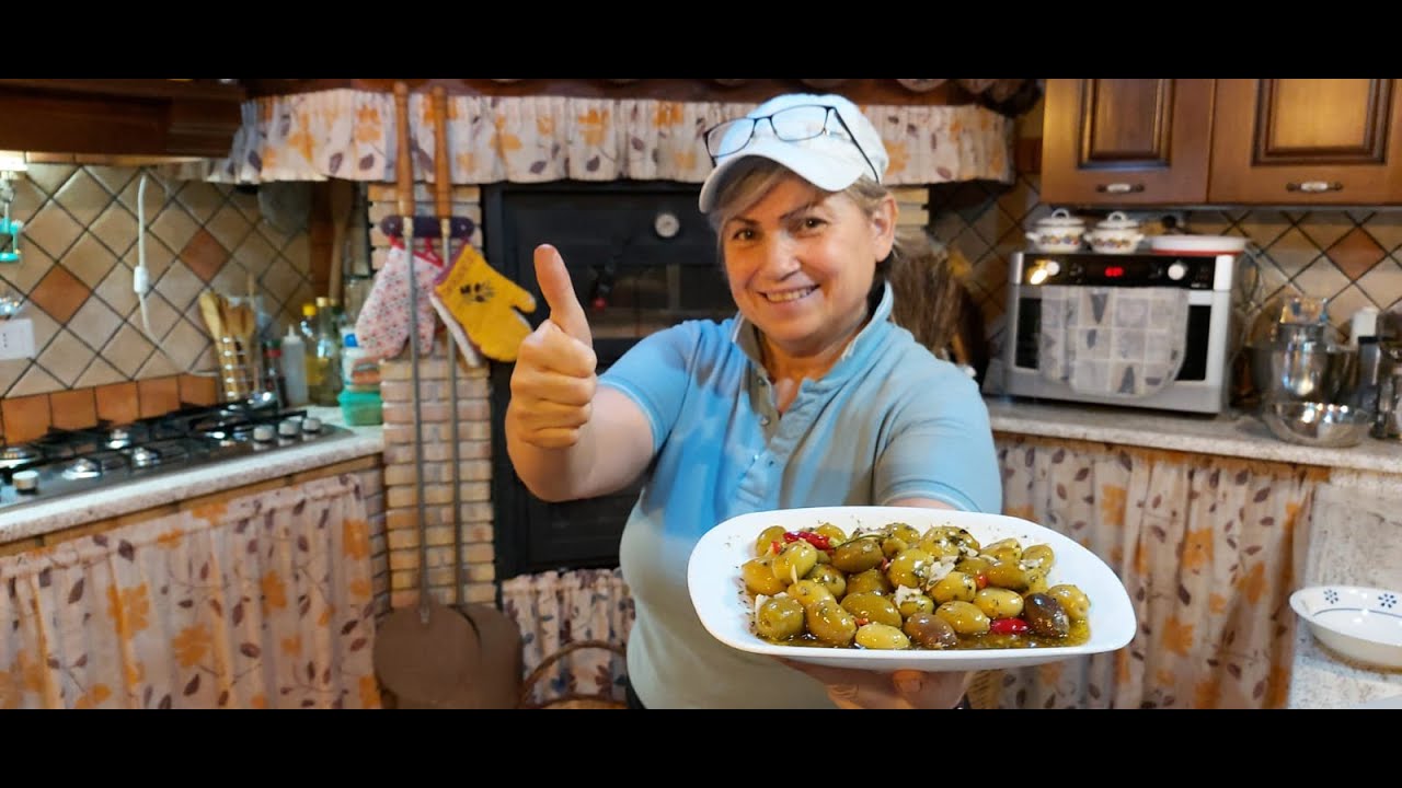 Olive Verdi In Salamoia