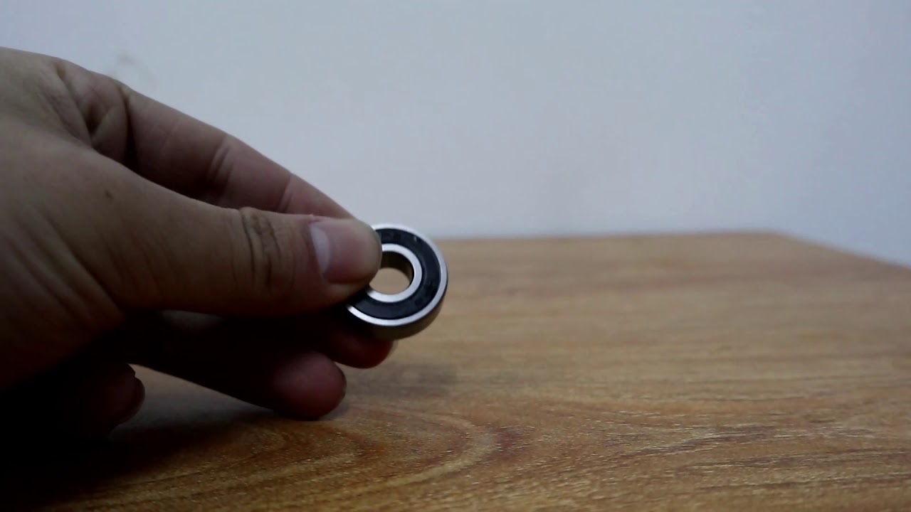 轴承里面的钢珠居然可以手动取出来，解开我多年的疑惑