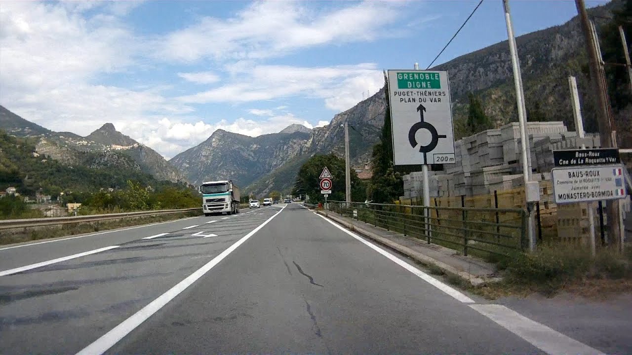 France: M6202 north of Nice (Alpes-Maritimes)