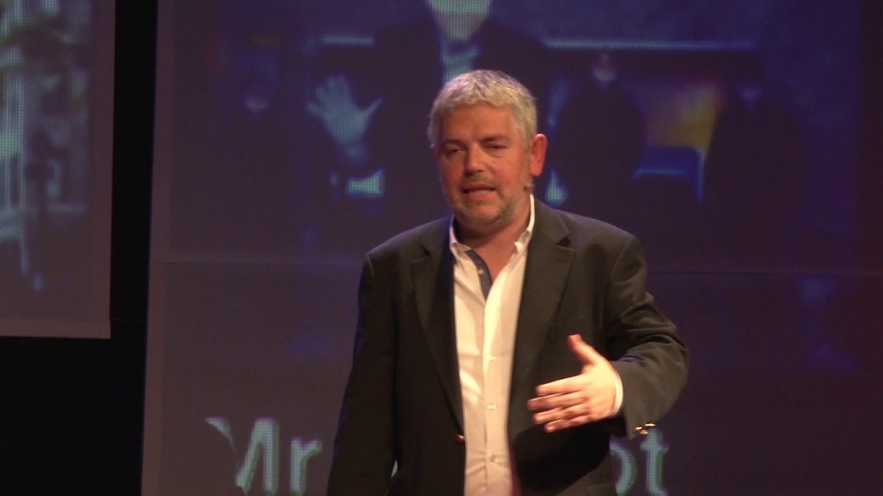 Πόσοι άνθρωποι μπορούν να κρυφτούν μέσα μας ? | Nikolaos Gkouvas | TEDxUniversityoftheAegean