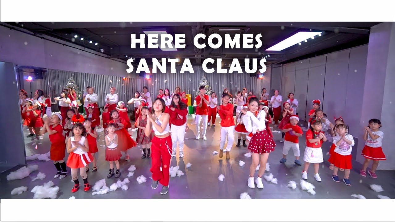 HERE COMES SANTA CLAUS (TRAP REMIX) | CHRISTMAS DANCE | LIFE DANCE STUDIO