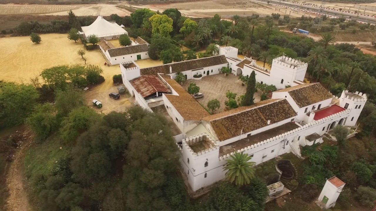 Hacienda Torre Doña Maria a vista de drone - SomosDrones.com
