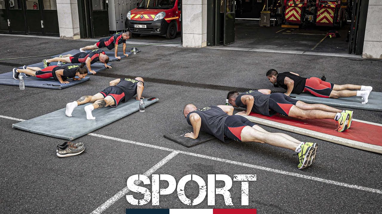 LES POMPIERS DE PARIS S'ESSAYENT AU BRING SALLY UP CHALLENGE.