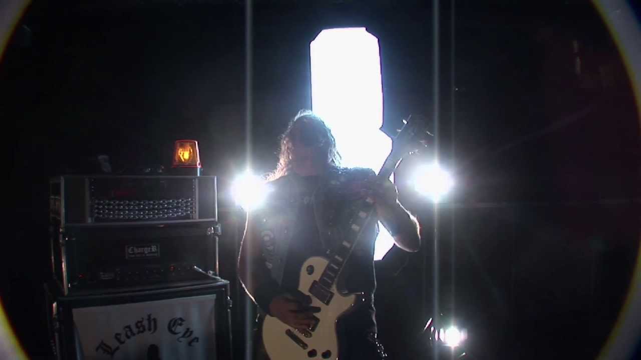 Leash Eye - Headin' For Disaster (V.I.D.I - 2011- MMP)