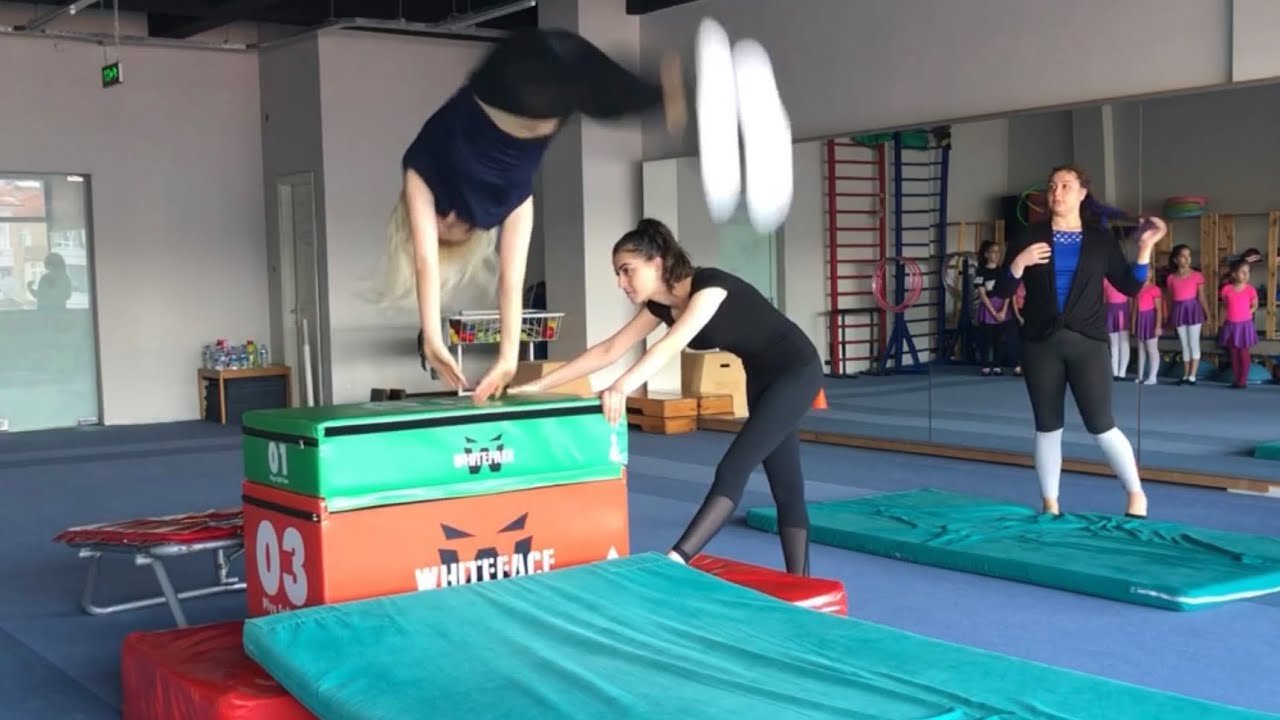 Trambolinden überşilak hareketi nasıl yapılır? Gymnastics training for kids