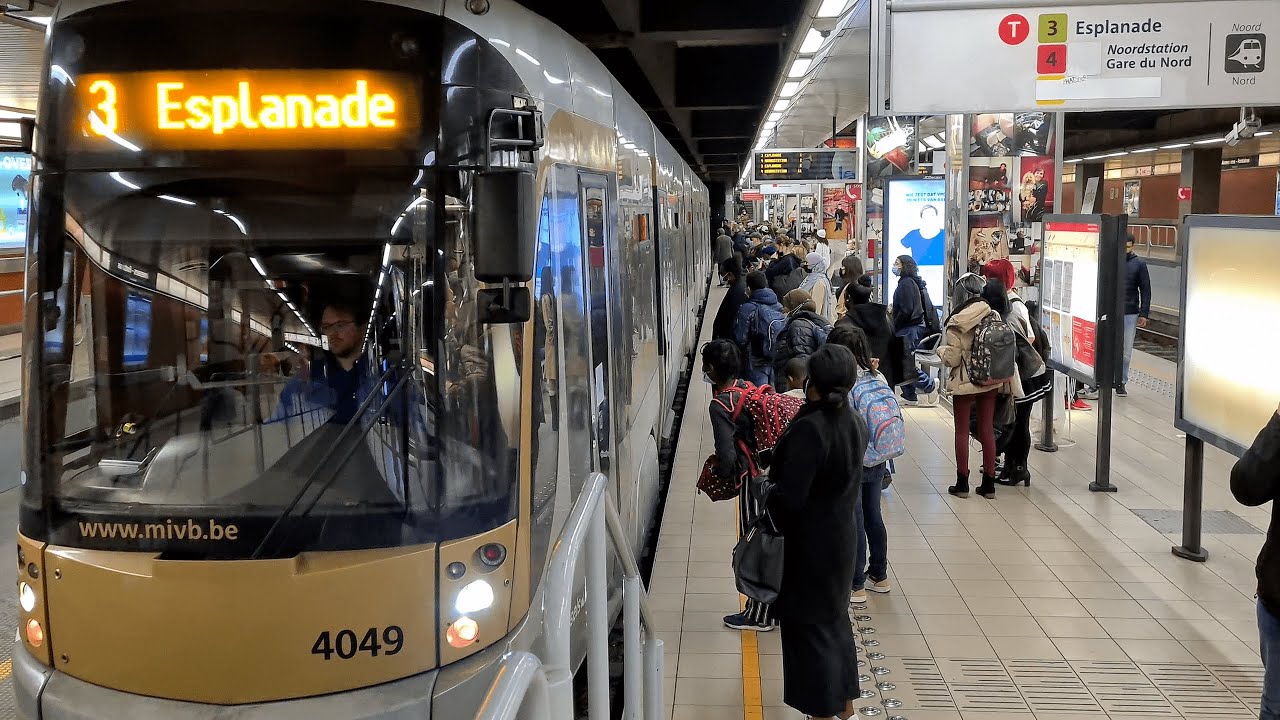 Tramway de Bruxelles - Anneessens - Fontainas (T4000)