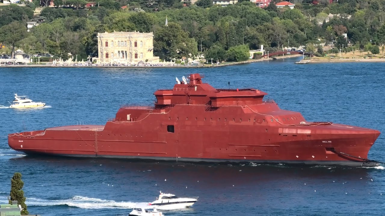 HULL 910 (Norwegian Coast Guard Patrol Ship KV Jan Mayen) towed through Bosphorus en route to Norway