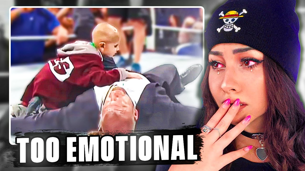 Девушка смотрит WWE — 10 самых эмоциональных моментов