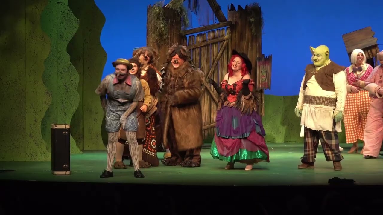 Lyndsi Skewes as Mama Ogre/Wicked in “Shrek the Musical” at Yorktown Stage