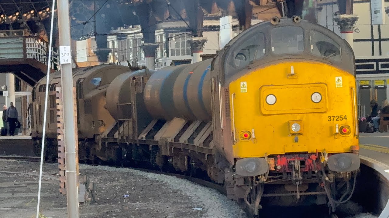 Class 37099 + 37254 running 3J51 on an RHTT. From York south yard to brough. (22/10/25)