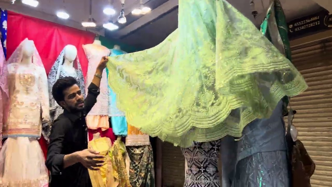 Bridal maxsi wo bhi 3000 ma 🫨🫨 order now 03239592421 jama cloth market jama B gate no 1 shop no 19B