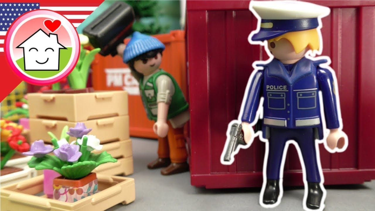 Playmobil Police Mega Pack Chief Overbeck 2 - The Hauser Family