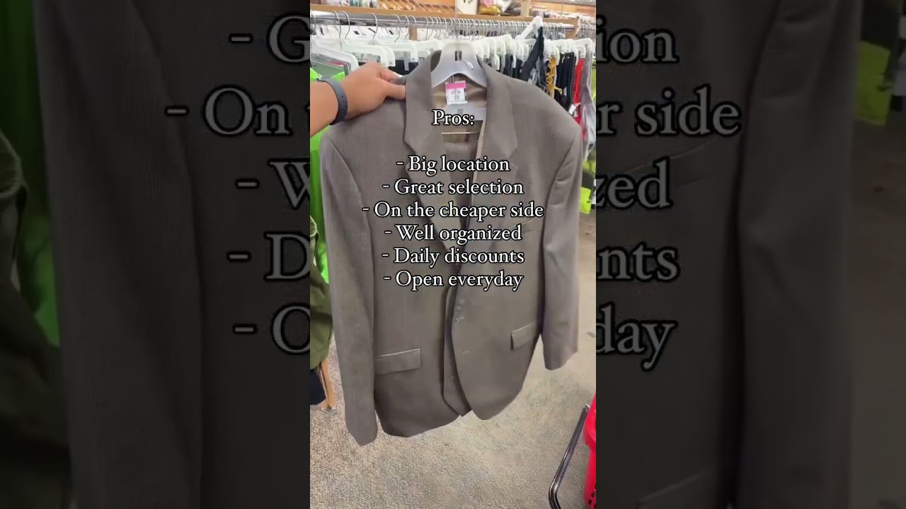 My favorite thrift store in NYC - Unique Thrift Store 👕🧦 #thrifting