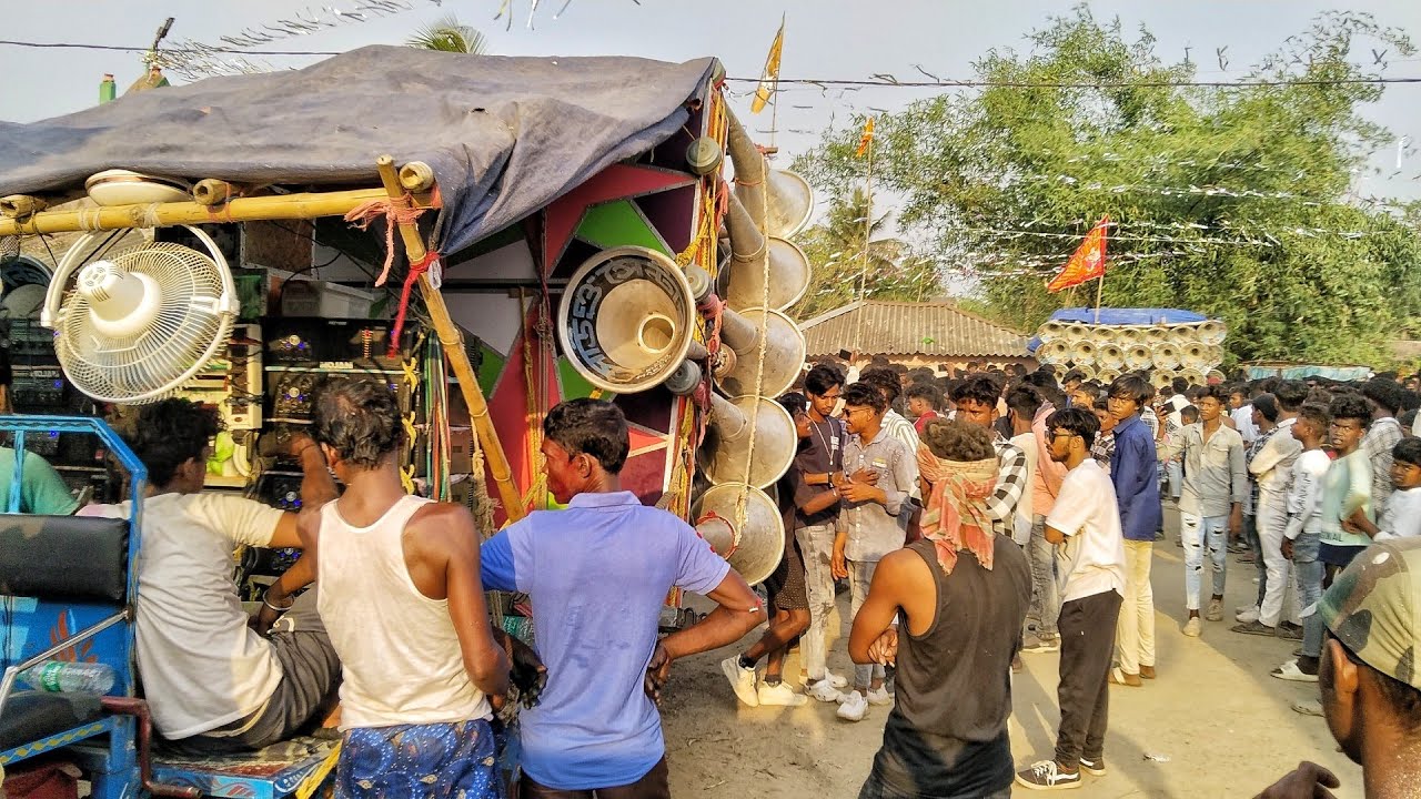 মোজাম সাউন্ড 😎ডায়লগ মারতে মারতে 😲কম্পিটিশন করছে 👉🏾নাগরাজ সাউন্ডের সঙ্গে || mojam vs Nagraj sound