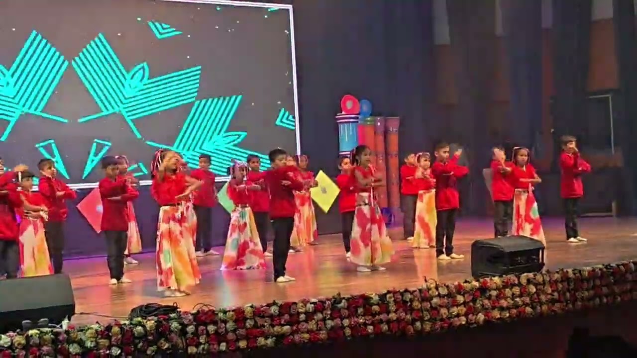 #annual day celebration at BIPS. anwita school..#swag se karenge #kids dance video #girls dance 