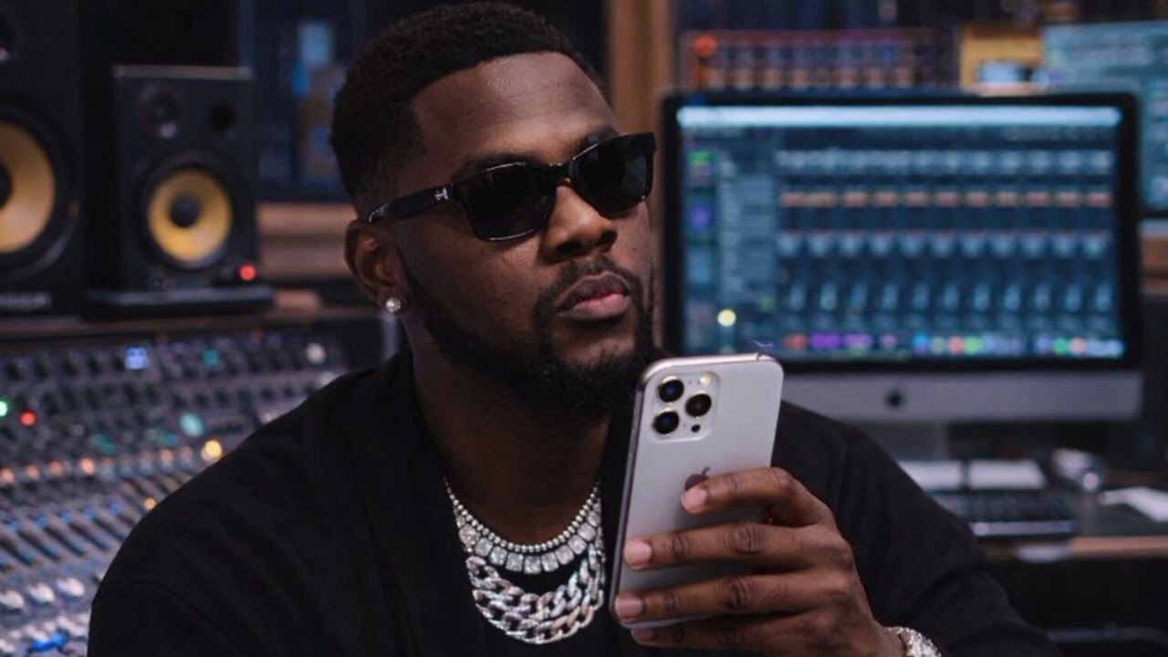 Kizz Daniel_-_love of money