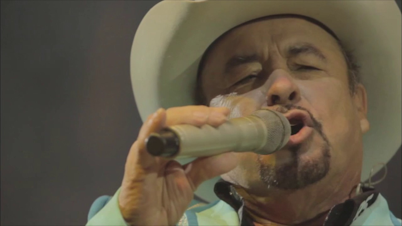 Los Traileros del Norte / Líbrame Dios ( Video Oficial )