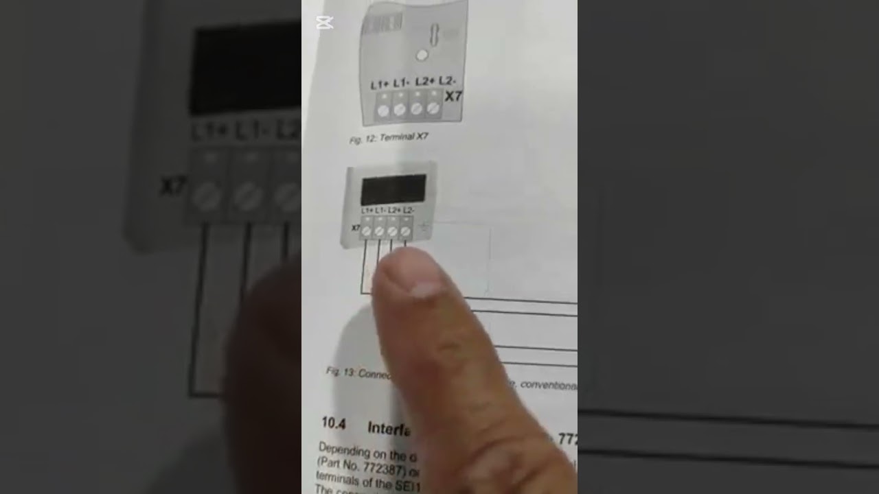 Serial EsserNet Configurations and Connection to PC Workstation Graphics