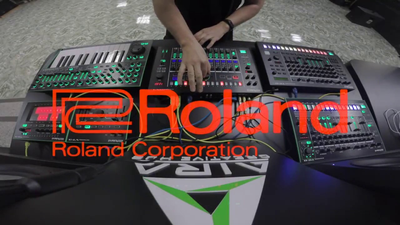 #013: Roland Aira Creative Hub (MX-1, TR-8S, TR-8, VT-3, TB-3, System-1)