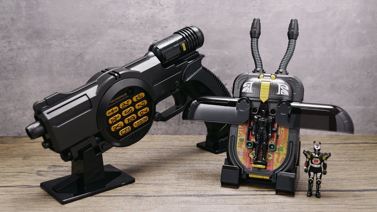 30th ブラックコマンダー & ジャミングマグナム レビュー【重甲ビーファイター】/ BlackCommander & JammingMagnum Unboxing | BeetleFighter