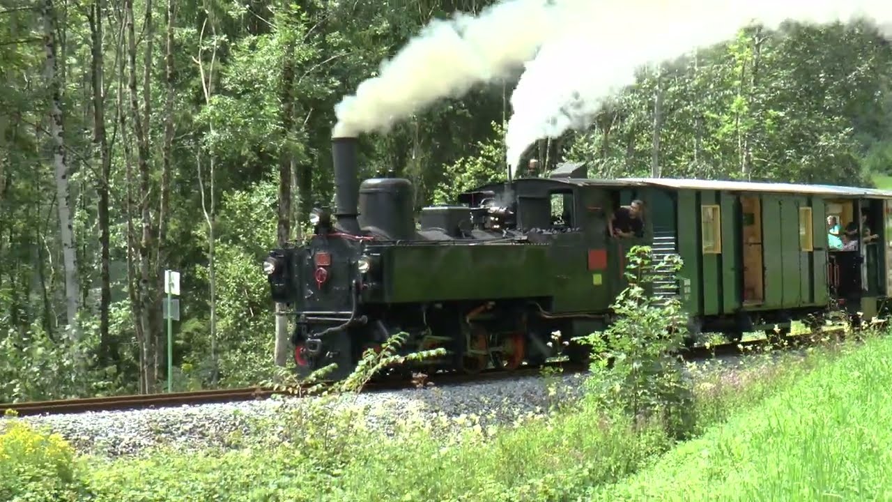 Bregenzerwaldbahn - Dampfzug f&auml;hrt &uuml;ber die Sporeneggbr&uuml;cke