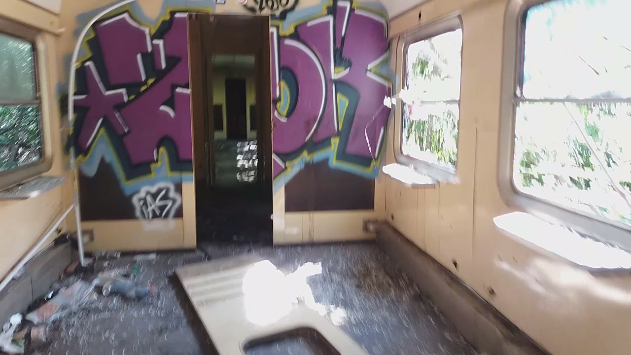 LOST PLACE ALTER EISENBAHNWAGGON TEIL 2