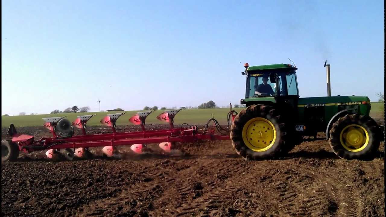 John Deere 4240S med Kverneland PG100