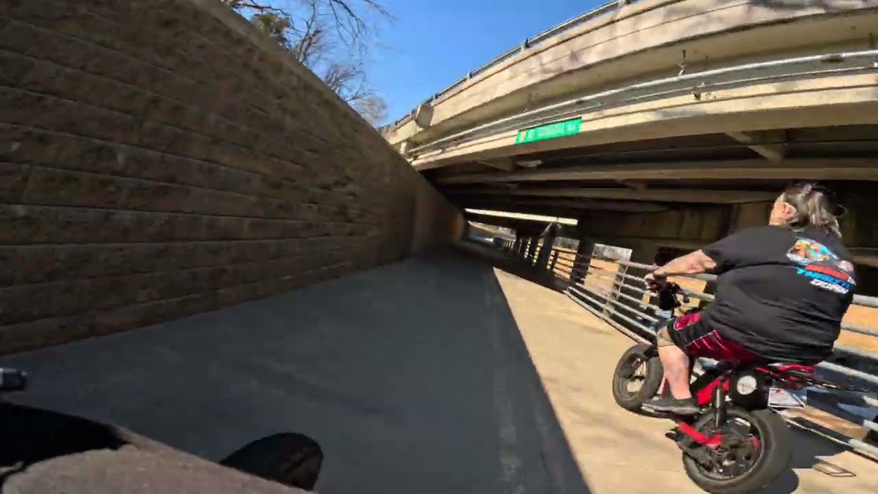 Loving this weather ride ! 