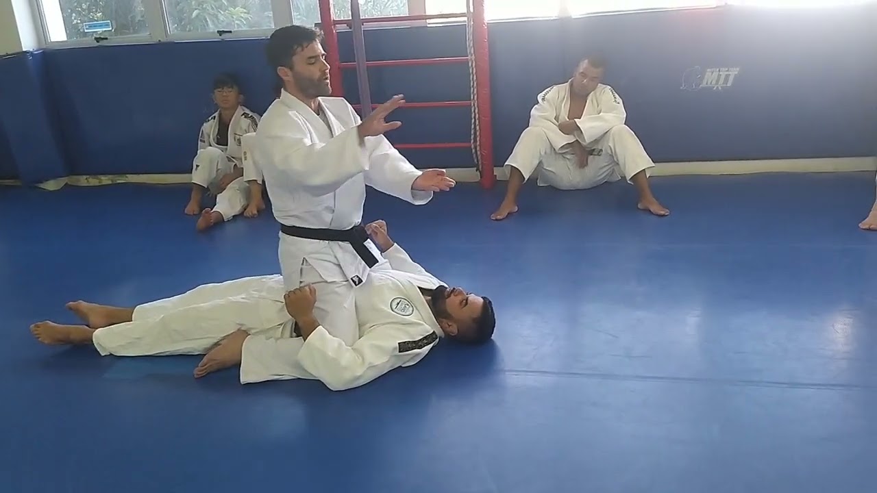 Nami-juji-jime, Gyaku-juji-jime e Kata-juji-jime -CFP - Femeju - 2022 - Vídeo 01/xx - Shime-waza