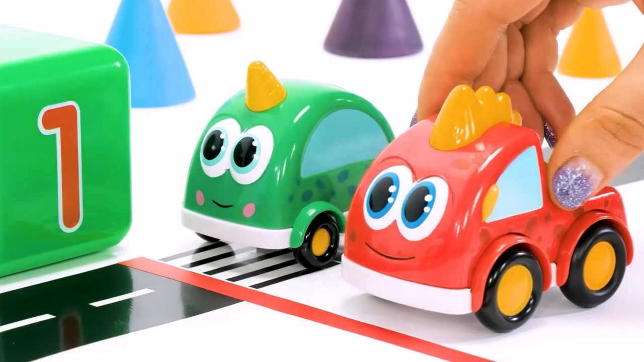 Играй с Машинками Мокас 🚕 Гонки 🚙 Развивающие мультфильмы-песенки для детей про машинки🚗
