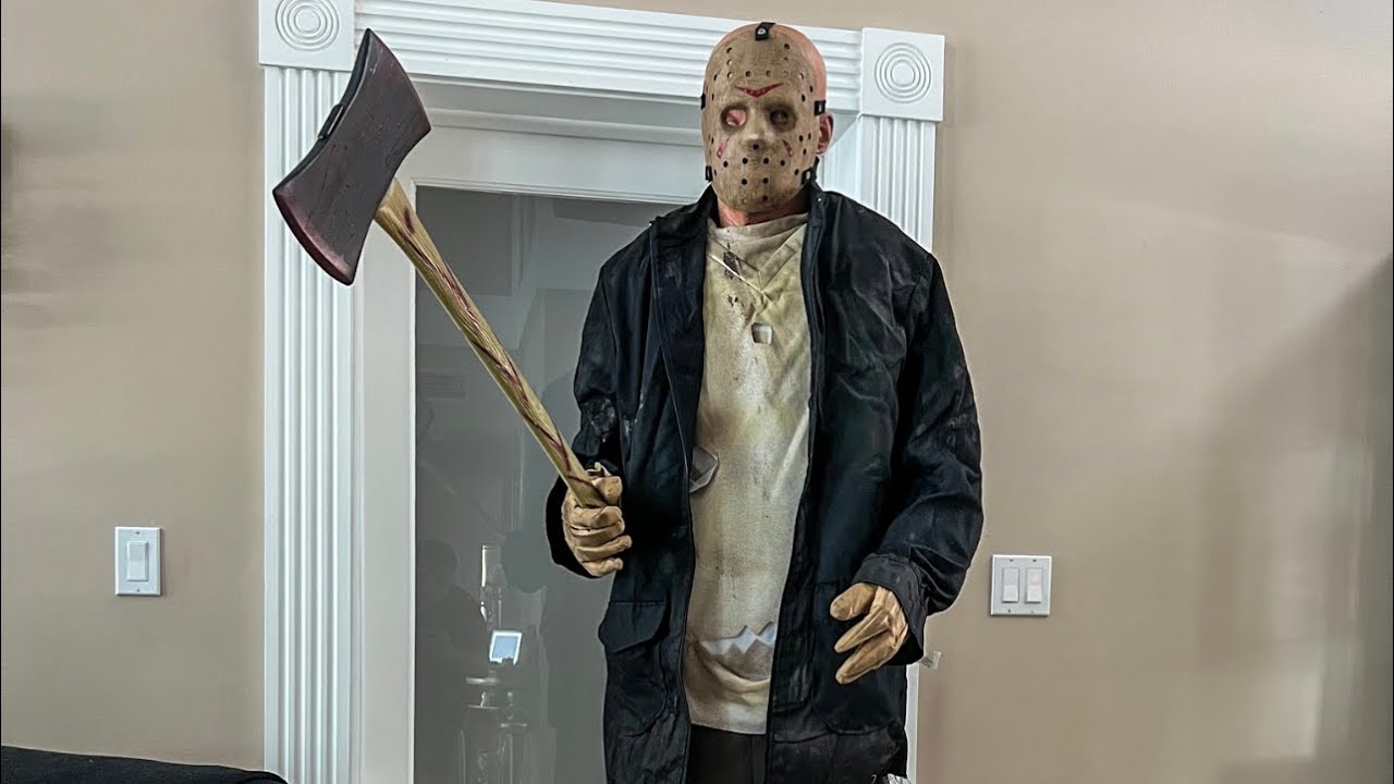 Gemmy LifeSize Animated Jason Voorhees Prop Review (2010 Kmart Exclusive)