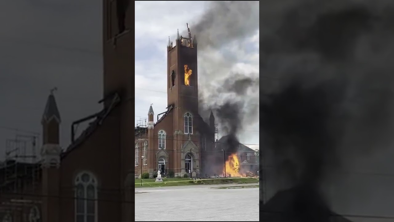 🔥 &iexcl;Dolor en la fe! As&iacute; qued&oacute; la iglesia de San Juan Bautista tras el incendio