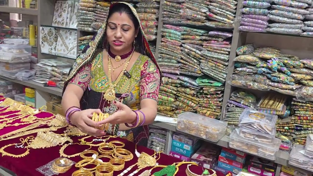 ऐक ग्राम गोल्ड ज्वेलरी मे ओफर ओफर ~रोनक वस्त्र भंडार नवलगढ नानसा गेट से रामदेवरा रोड no. 9166285151 