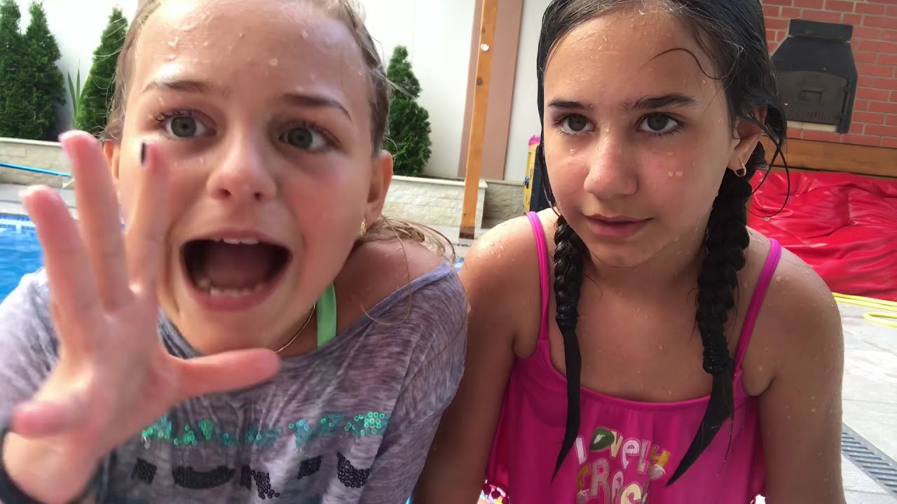 Ne aruncam in piscina ?😱🤪