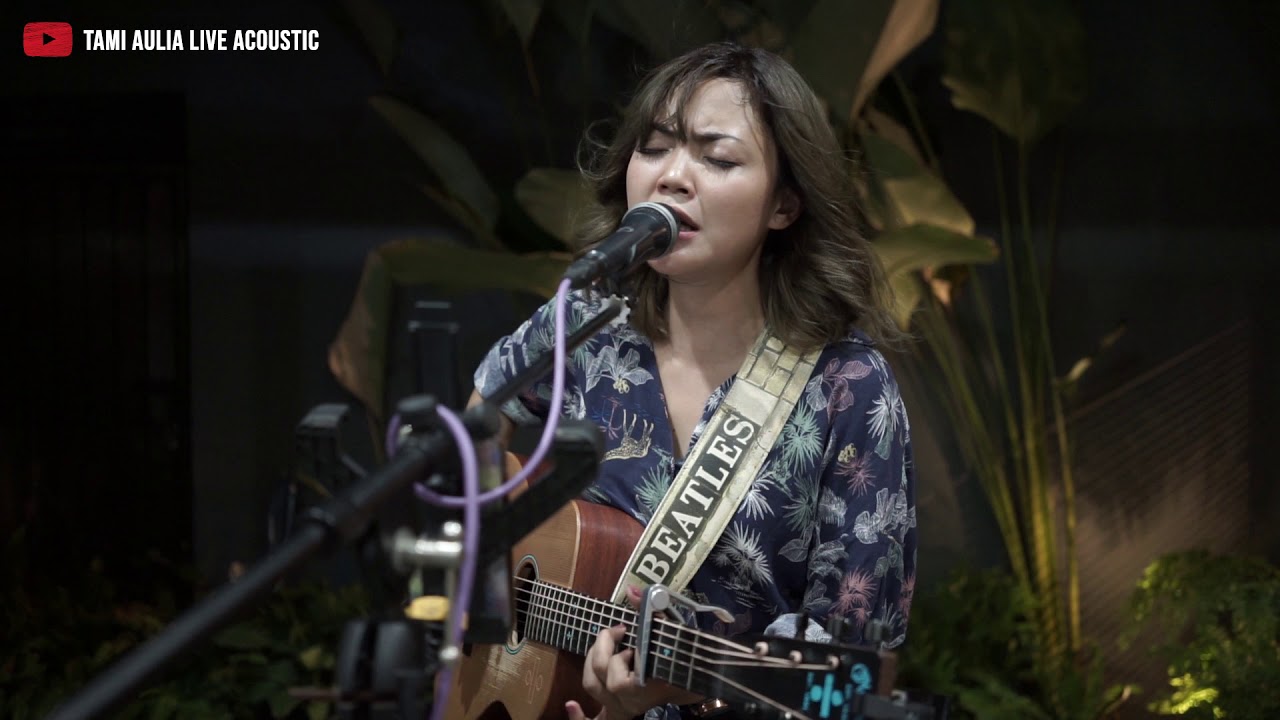 LULUH SAMSONS | TAMI AULIA COVER