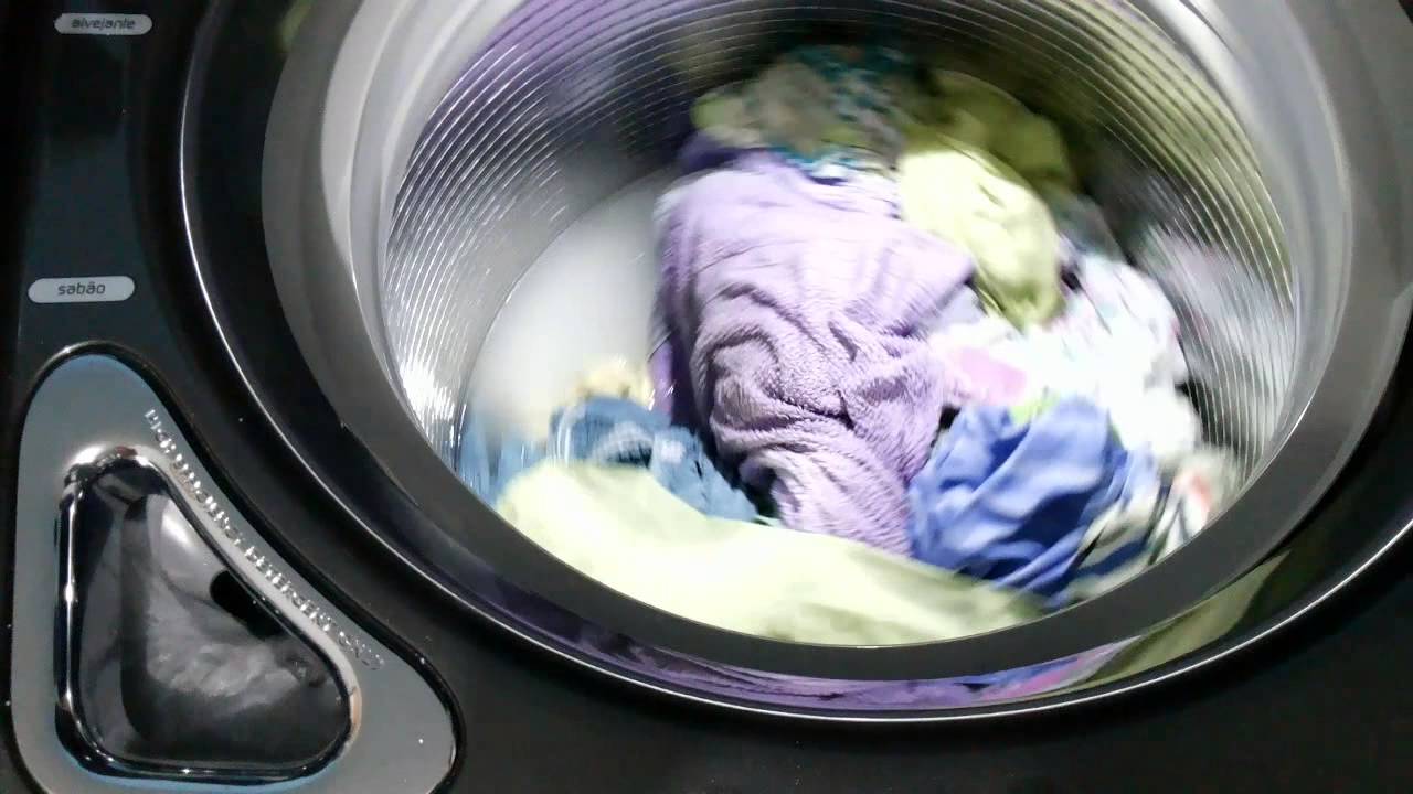 Whirlpool Vantage Washer WTW7990XG - Bath and bedding / Lavadora Brastemp Vantage - Cama e banho.