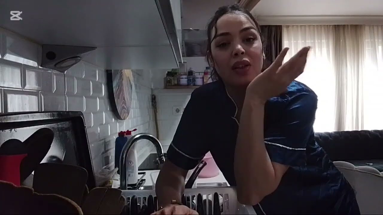 الاقامة معلقة والحال واقف(و الراجل...💔)